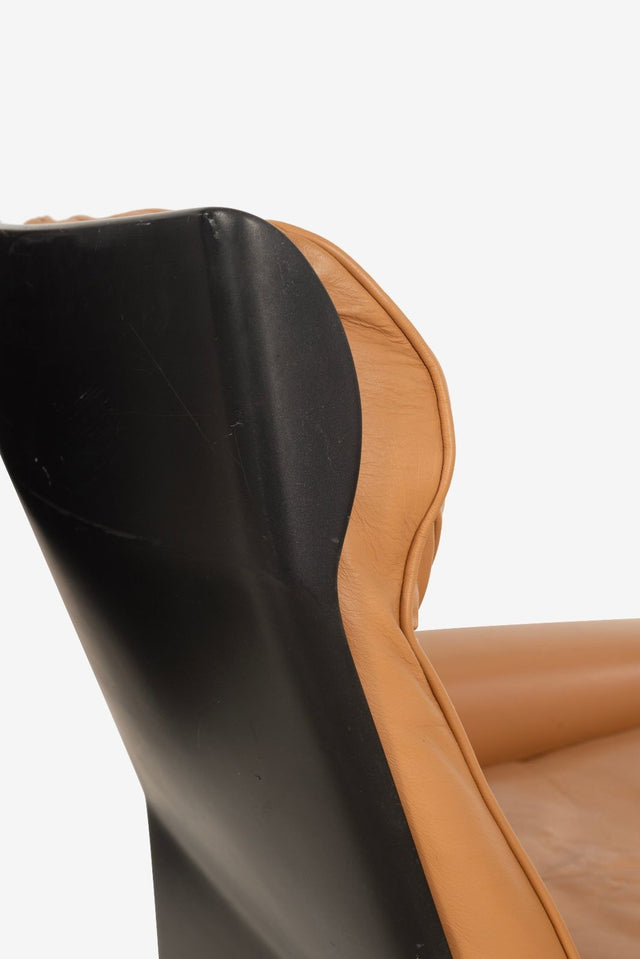 Pair of Dieter Rams for Vitsoe 620 High Back Lounge Chairs in Cognac Leather, 1962