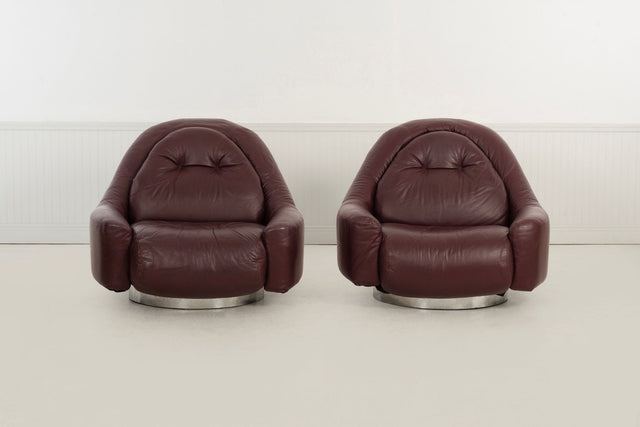 Guido Faleschini for Mariani Zator Lounge Chairs & Ottomans Oxblood Leather 1975