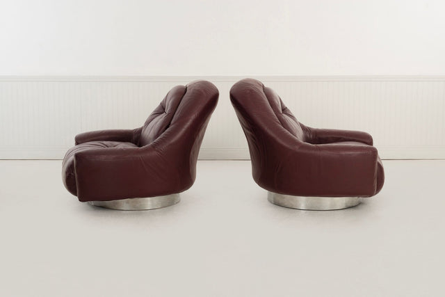Guido Faleschini for Mariani Zator Lounge Chairs & Ottomans Oxblood Leather 1975