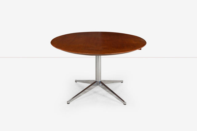 Florence Knoll for Knoll international Oval Desk with Drawer in Walnut 1960