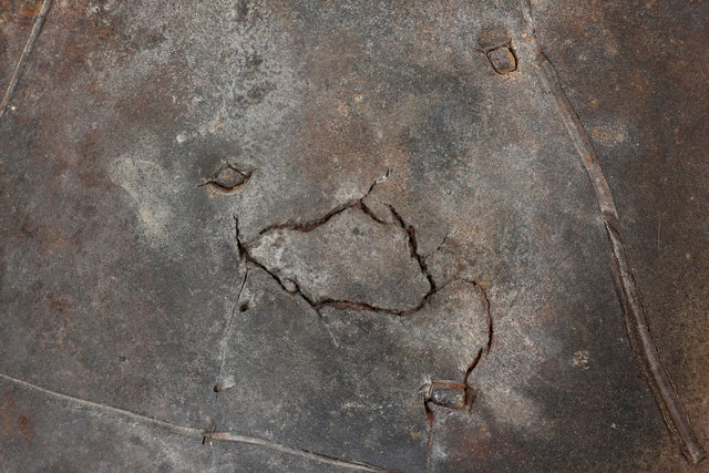 Important Peter Voulkos 'Untitled Plate', 1981 – Wheel-Thrown Stoneware with Surface Drawing