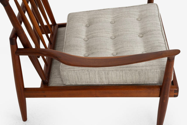 Sam Maloof Hunter Lounge Chair in solid Oiled Walnut 1950s