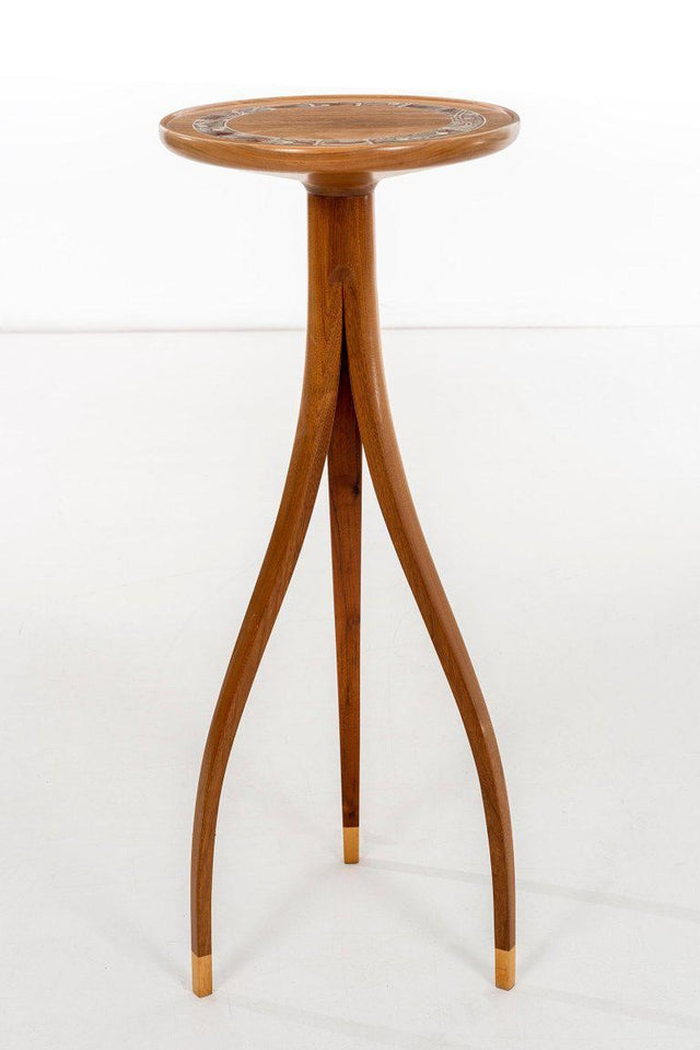 Splayed Leg Pedestal Table