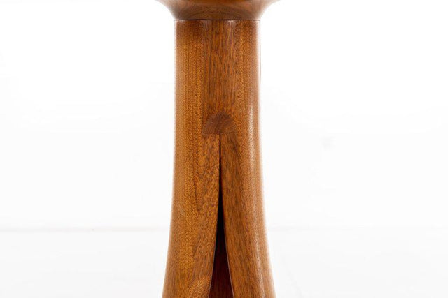 Splayed Leg Pedestal Table