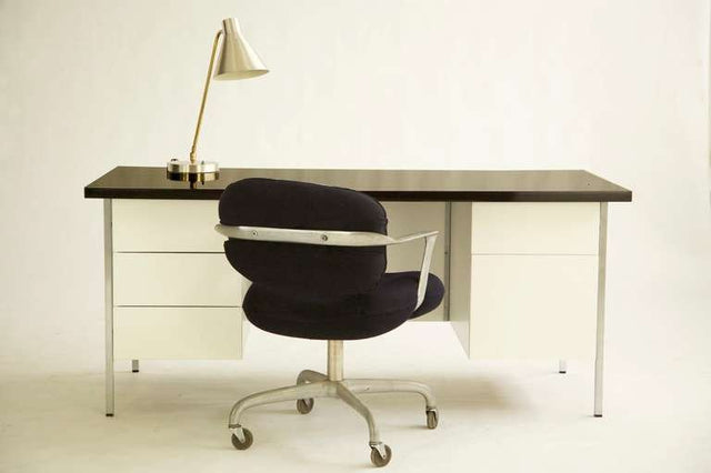 Florence Knoll, Desk