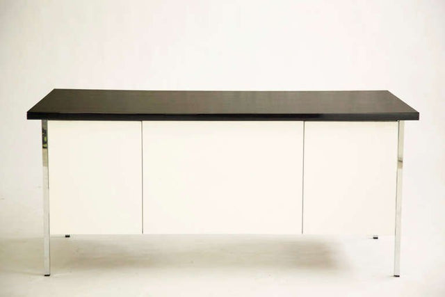 Florence Knoll, Desk