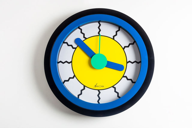 Neos Lorenz du Pasquier & Sowden Postmodern Clock
