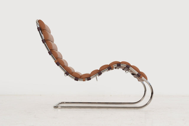Ludwig Mies van der Rohe for Knoll International MR Chaise Lounge 1927 design