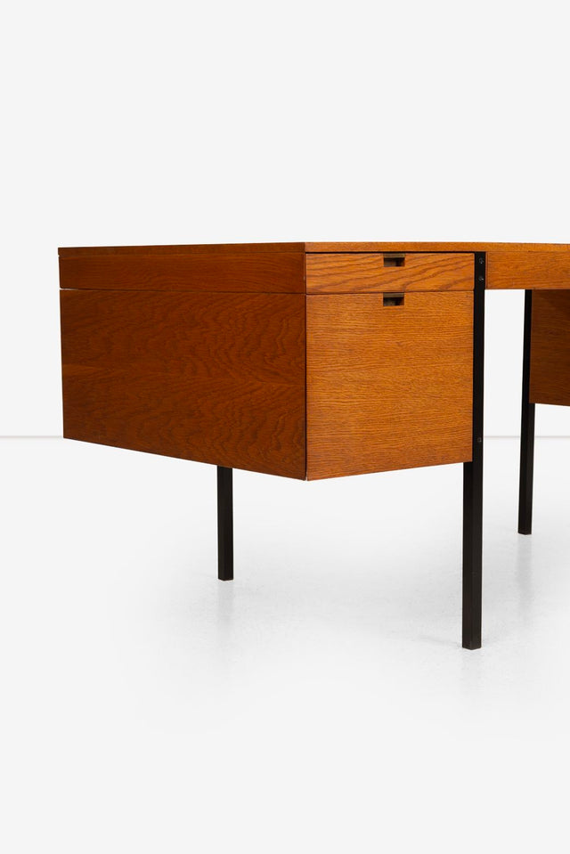 Vincent Cafiero for Knoll Planning Unit Desk