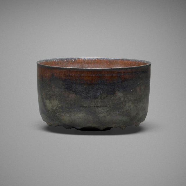 Gertrud and Otto Natzler Cylindrical bowl with lip 1980