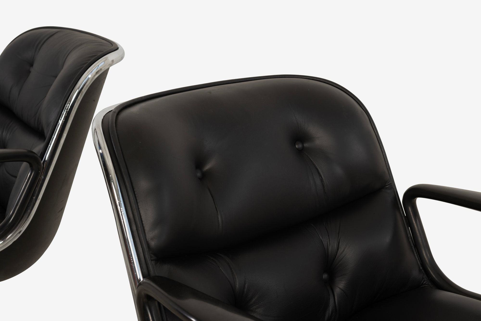Charles Pollock for Knoll International Model 1258 Swivel Tilt