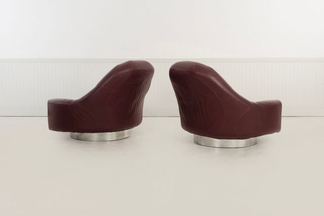 Guido Faleschini for Mariani Zator Lounge Chairs & Ottomans Oxblood Leather 1975