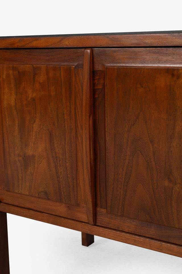 Jack Cartwright for Founders Furniture Walnut and Slate Nightstands, 1960