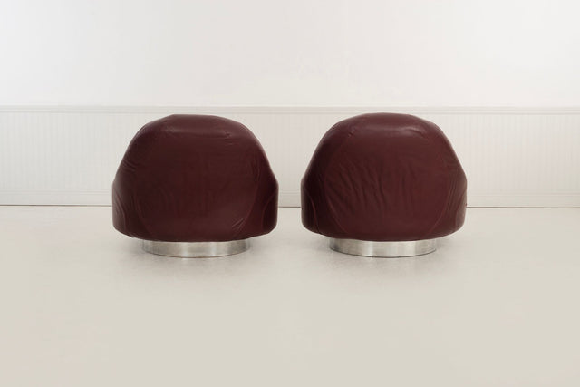 Guido Faleschini for Mariani Zator Lounge Chairs & Ottomans Oxblood Leather 1975