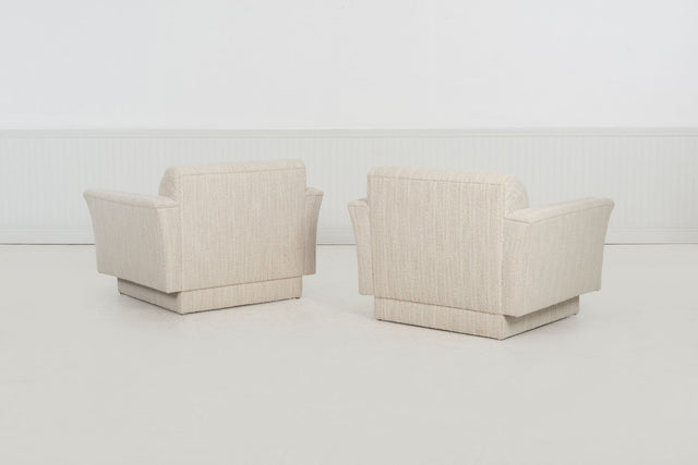 Pair of Oversized Lounge Chairs, Attributed to Vladimir Kagan, c. 1985