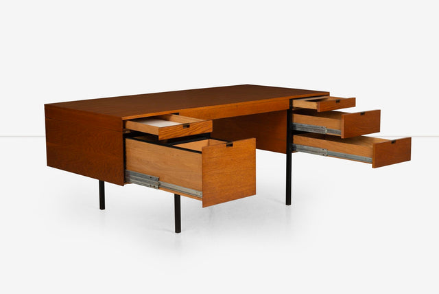 Vincent Cafiero for Knoll Planning Unit Desk